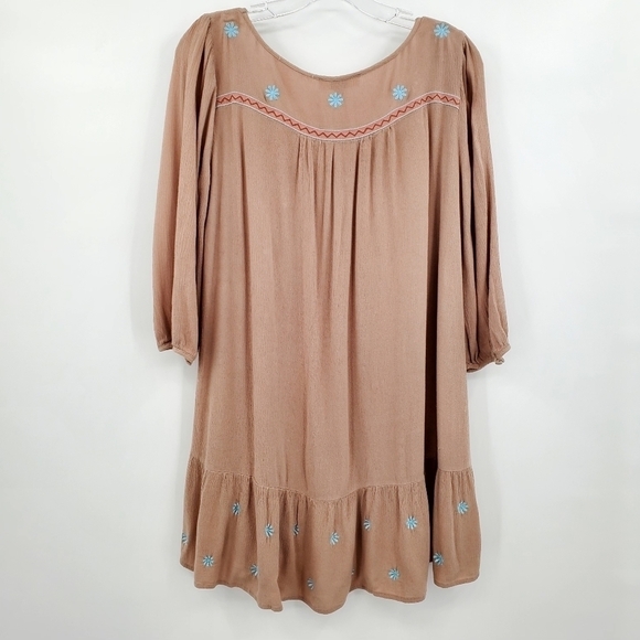 Umgee Floral Embroidered Boho Tunic Top - Picture 3 of 9